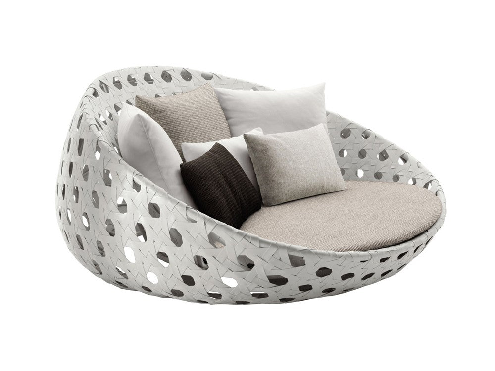 ROUND LOUNGER WITH BASE & BACK CUSHION <br> VP 320