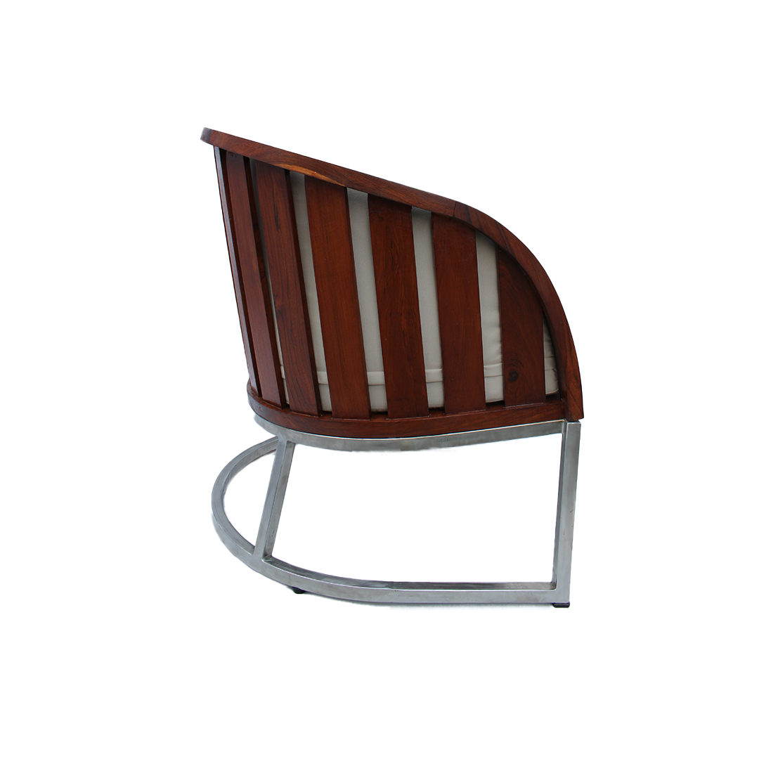 LOUNGE CHAIR & TABLE WITH CUSHION <br> VTL 307